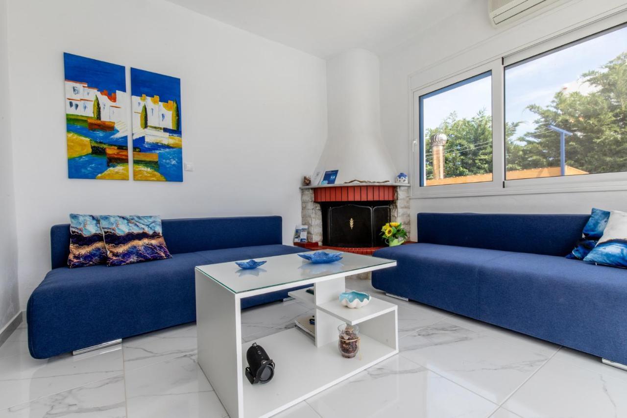 White Blue Villa Лакания Экстерьер фото