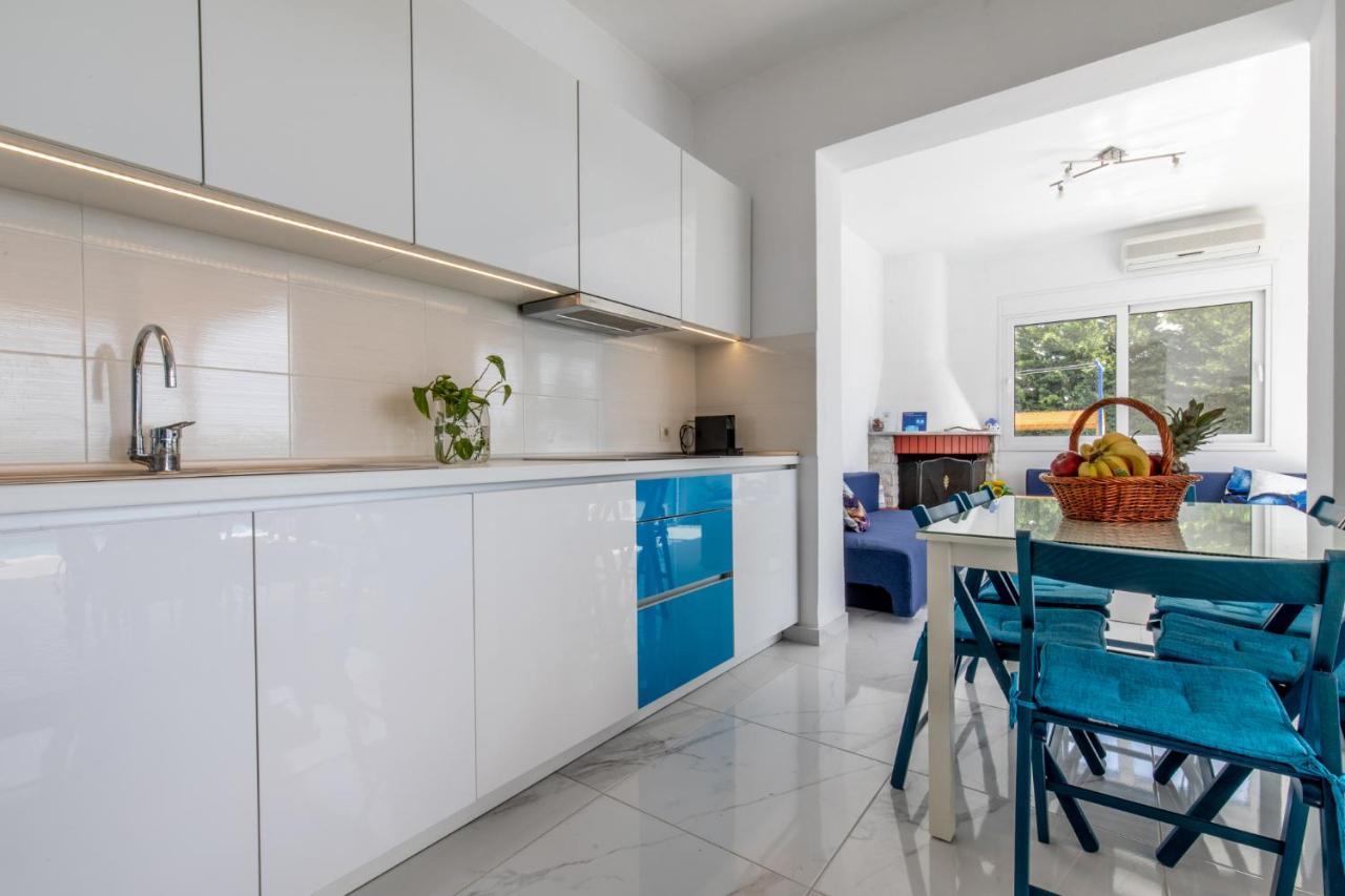 White Blue Villa Лакания Экстерьер фото
