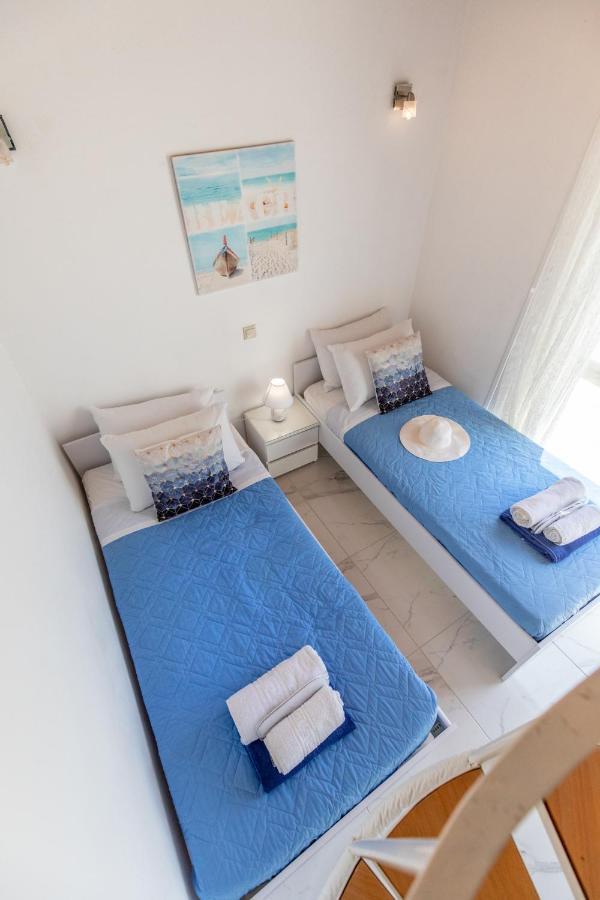 White Blue Villa Лакания Экстерьер фото