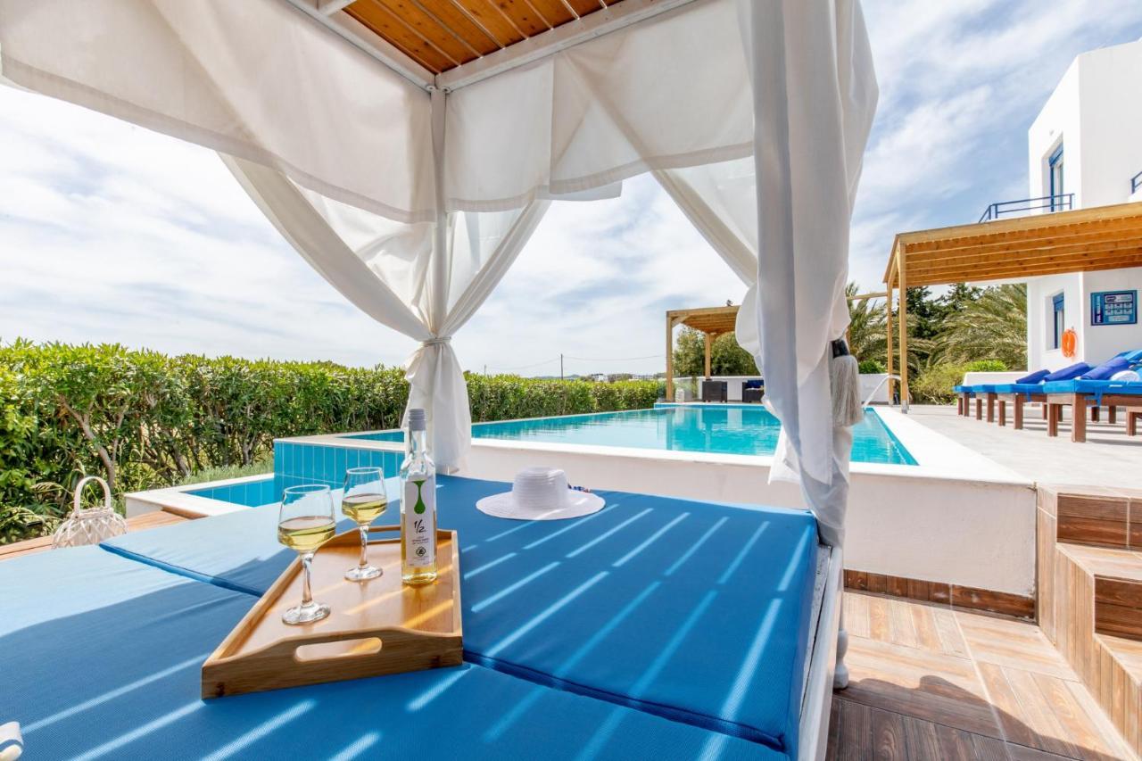 White Blue Villa Лакания Экстерьер фото