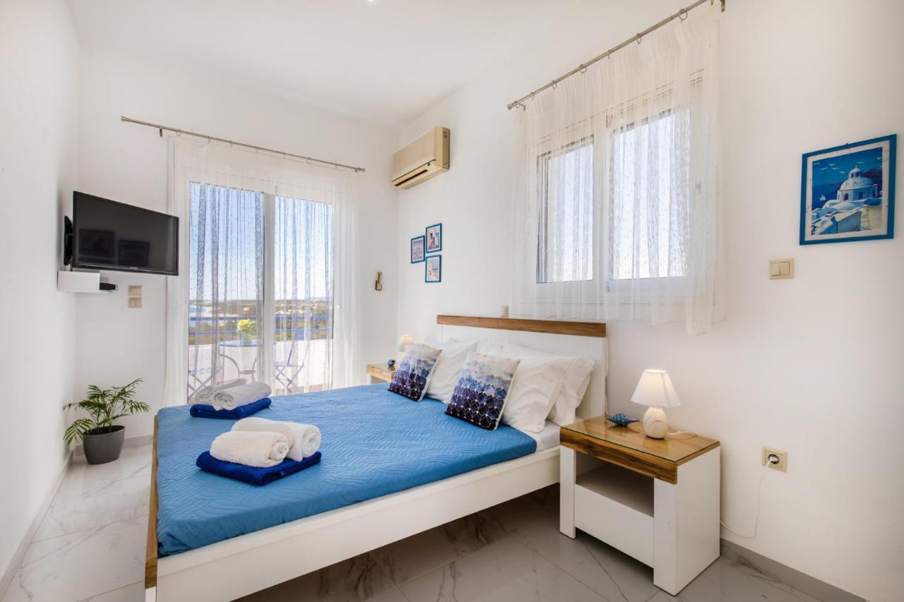 White Blue Villa Лакания Экстерьер фото