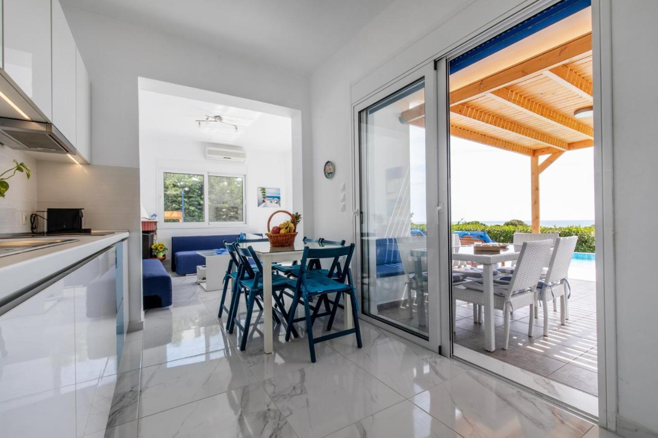 White Blue Villa Лакания Экстерьер фото