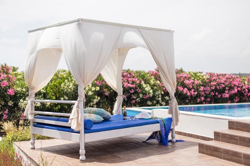 White Blue Villa Лакания Экстерьер фото